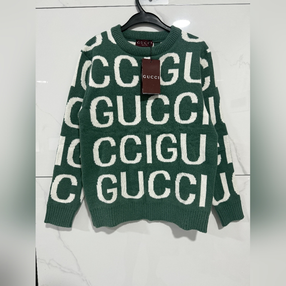 Gucci Logo Green and White Crewneck Sweater